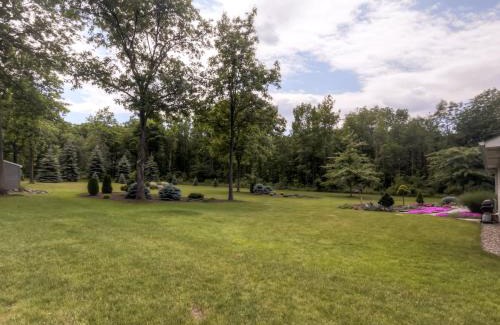 Lewiston Appartement | Charming Lewiston Apt 10 Miles to Niagara Falls!