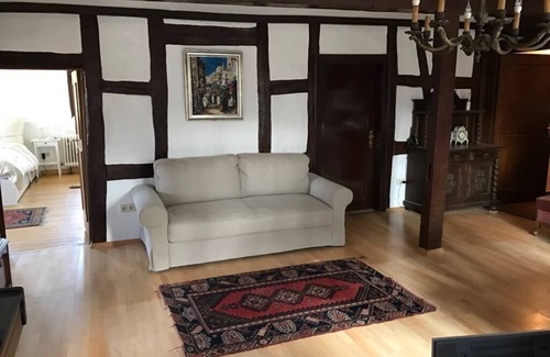 Sinsheim Appartement | Séjour de charme dans l'ancien moulin. Fantastique appartement avec terrasse.