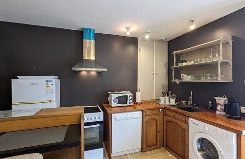 Le Blanc Appartement | Charmant loft dans la vieille ville, parking gratuit proche, proche château Naillac