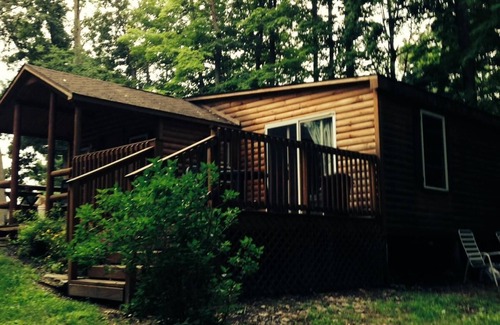 Sackets Harbor Cabine | Charming Log Cabin à Sackets Harbor, NY, Internet gratuit, très bien situé, la vie privée