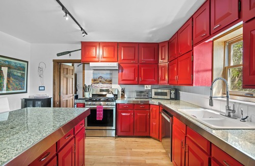 Snowmass Village Maison | Charming log house in Snowmass with all the amenities.
