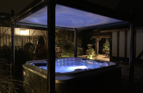 Beuzeville Maison | Belle Longère avec Jacuzzi Proche Honfleur