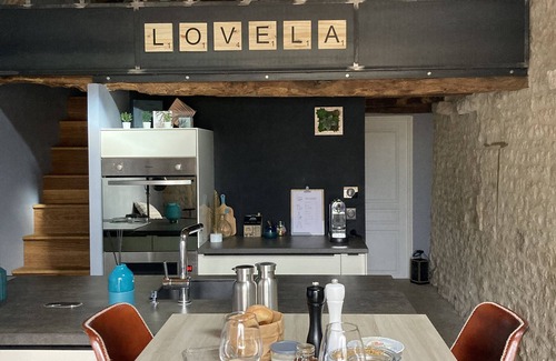Lalbenque Maison | Gîte de charme Lovela et son spa feu de bois
