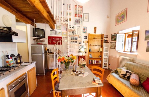 Vicopelago Cottage | Ancienne maison en pierre typique de Toscane