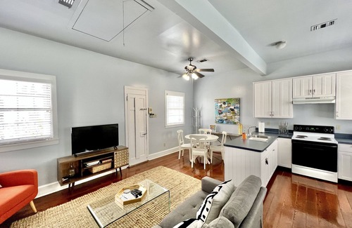 Bywater Appartement | Charming Marigny Flat w/Private Courtyard & Balcony, 1 bed/1bath