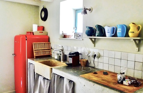 Grignan Maison | MAZET DE CHARME AVEC PISCINE FACE AU CHATEAU DE GRIGNAN