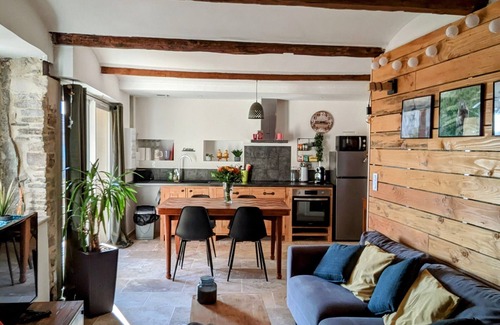 Saint-Etienne-de-l'Olm Maison | Charming medieval village house