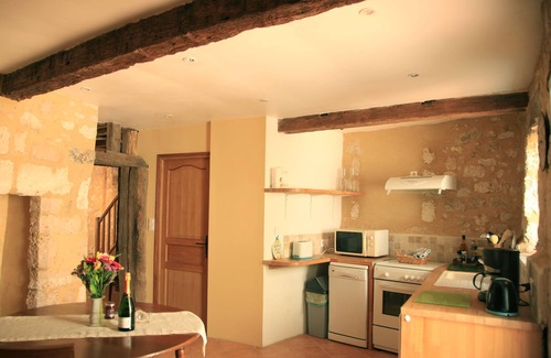 Issigeac Maison | Charmante maison récemment restaurée dans bastide médiévale d'Issigeac