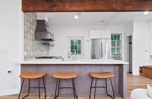 University Park Maison | Charming Mediterranean Home near DC