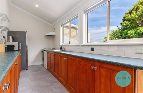 Merewether Maison | Charming Merewether Cottage