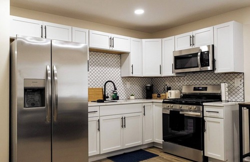 Miller Beach Maison | Charming Miller Beach Cottage