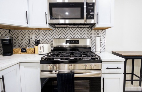 Miller Beach Maison | Charming Miller Beach Cottage