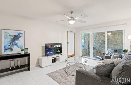Westfield Appartement | Charming Modern Apt Pool Patio Free Parking