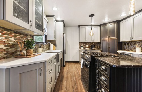 Racine Maison | Charming, Modern & Cozy Home