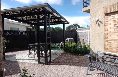 Amozoc Maison | Charming Tiny House: 2-bedroom with WiFi in Haras Ciudad Ecológica