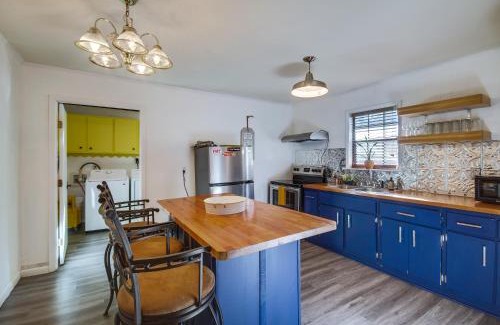 Roxie Maison | Charming Natchez Cottage with Sunroom!