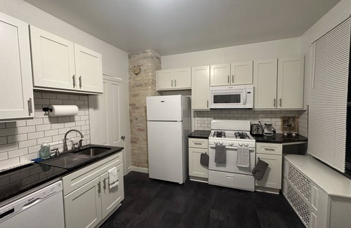 St. Anthony West Maison | Charming NE Minneapolis Home