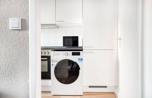 Neukoelln Appartement | Charming Neukölln 1BR nr Hasenheide, by Blueground