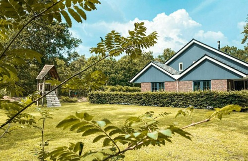 Diffelen Cabine | Charming, new 16-person accommodation