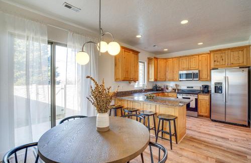 Sunset Heights Maison | Charming Orem Townhome 5 Mi to BYU!