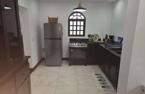 Veraguas Maison | Charming 2-bedroom house in Los Islotes community with beach access