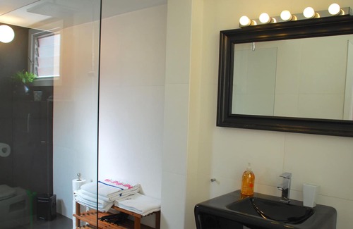 Sant Gervasi – la Bonanova Appartement | Charmant Penthouse Barcelone Près du Centre Terrasse privée Séjour minimum de 32 nuits