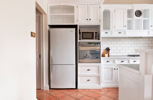 Geelong Maison | Charming pet-friendly Geelong heritage home