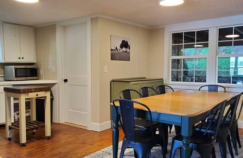 Cuba Maison | Charming, Pet Friendly, Lake View Home. Pontoon and/or Slip Available