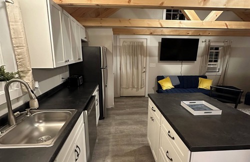 Biddeford Appartement | Charming pet-friendly guest house in Biddeford