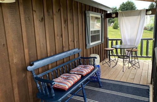 Ringtown Cabine | Charming Pet-Friendly Log Cabin Rental for Relaxing Getaways in Ringtown, Pennsylvania