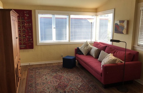 Piedmont Avenue Maison | Charming Piedmont Ave Bungalow 3br/1bath