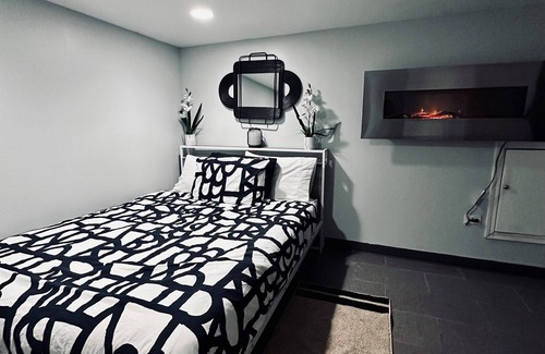 Heart of Chicago Appartement | Charming Pilsen Studio - Quick Access to Downtown Chicago!