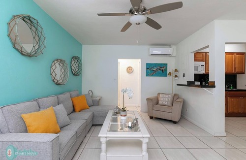 Poinciana Park Appartement | Charming Private 1 bedroom with Full Kitchen – Perfect Location!