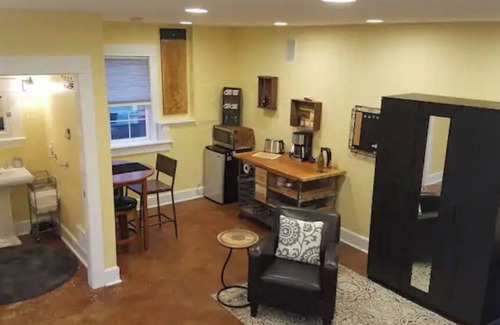 Sellwood-Moreland Appartement | Charming, Private, Detached Studio!