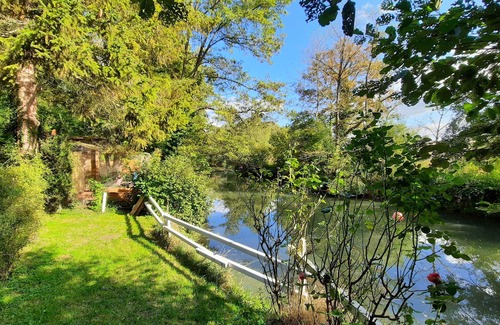 Guerard Maison | Charming private hostel, quiet, close to local poles of attraction
