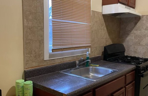 Newark Appartement | Charming private room in delightful Newark with WiFi, AC