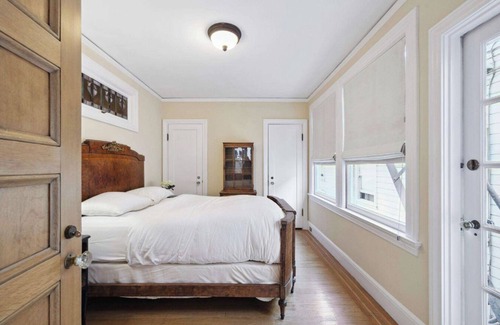 Lower Nob Hill Cabine | Charming Private Room in beautiful San Francisco