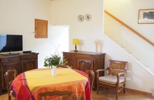 Mollans-sur-Ouveze Maison | Charming Provençal holiday home with garden
