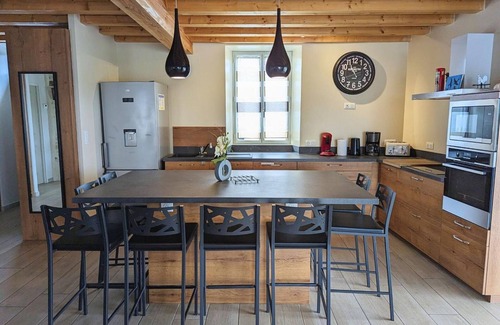 Salles-de-Barbezieux Cottage | Gîte Charentais avec piscine, terrasse, et pêche - confort moderne et charme rural