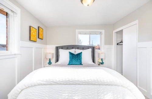 Murray Maison | Charming Rambler W Scenic Views & Pets R Allowed