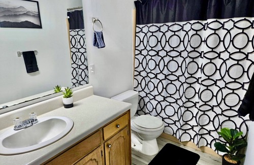 Enterprise Maison | Charming, recently renovated 3 BR house in a quiet neighborhood in Enterprise!
