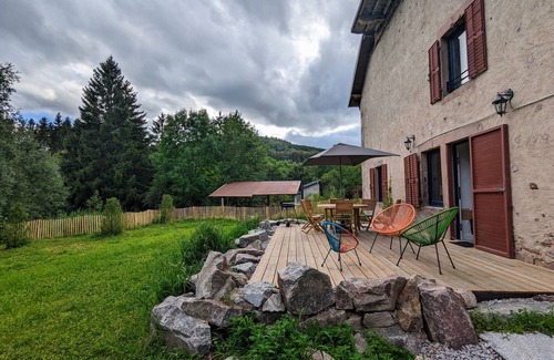 Jussarupt Cottage | Gîte Vosgien Rénové avec Jardin, Proche Gérardmer et Activités de Plein Air