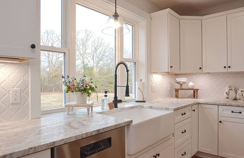 Townsend Autre | Charming Renovated Farmhouse