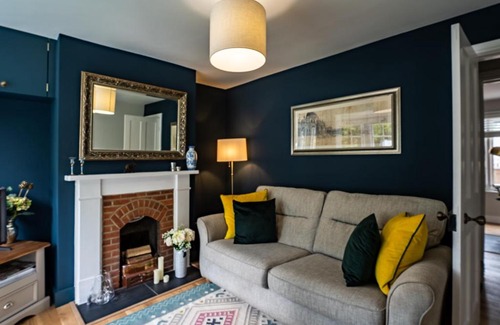 Hartley Wintney Maison | Charming renovated cottage in Hartley Wintney
