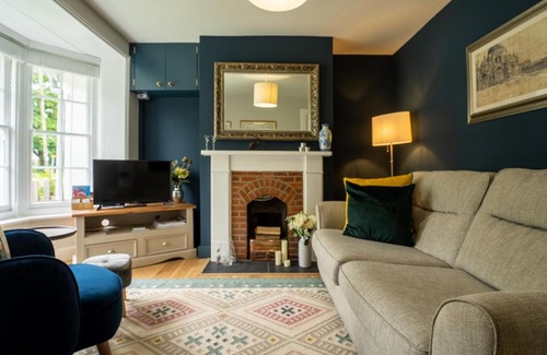 Hartley Wintney Maison | Charming renovated cottage in Hartley Wintney