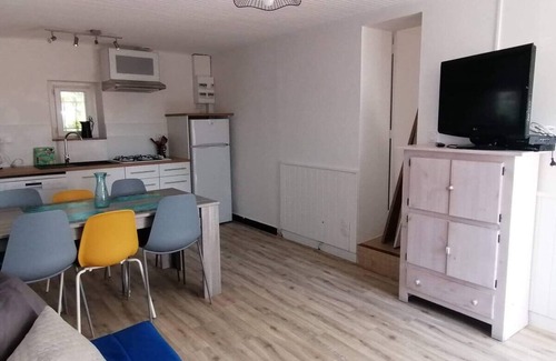 Soullans Maison | Charming Renovated House with Garden, Terrace, Barbecue - 15 Min from the Beaches