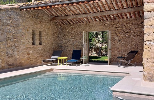 Puyvert Maison | Bergerie de charme à quelques minutes de Lourmarin avec piscine et A/C