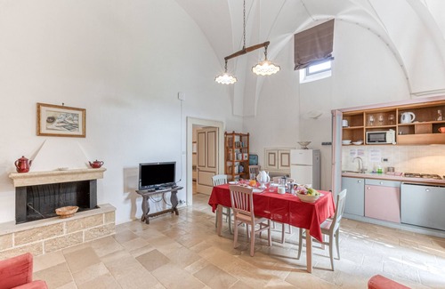 Patu Villa | Demeure de charme avec grande piscine et parc