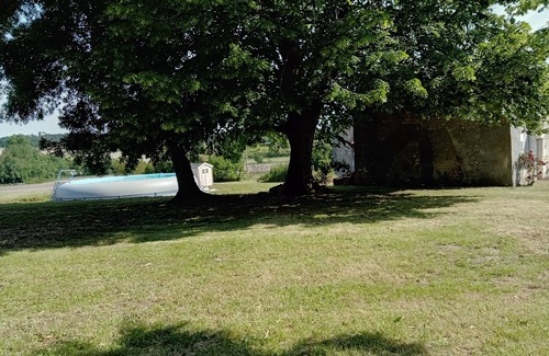 Poullignac Villa | Charmante et calme longère restaurée du XVIIIème s., accès animaux domestiques