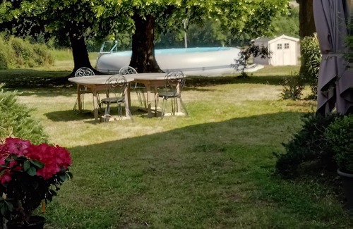Poullignac Villa | Charmante et calme longère restaurée du XVIIIème s., accès animaux domestiques